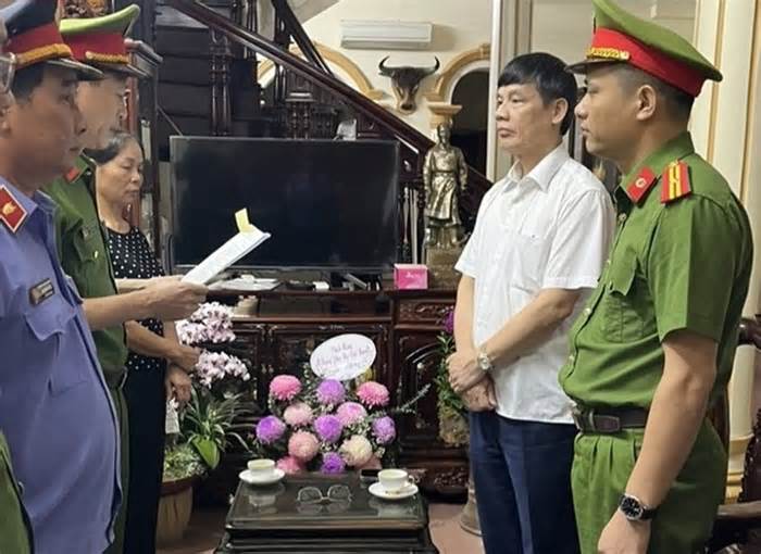 Chân dung cựu Chủ tịch Thanh Hóa Nguyễn Đình Xứng vừa bị khởi tố