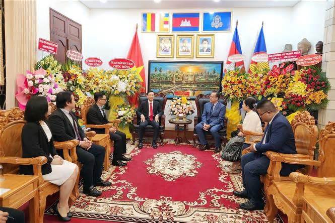 Lãnh đạo TP.HCM chúc Tết cổ truyền Chôl Chnăm Thmây của người Khmer