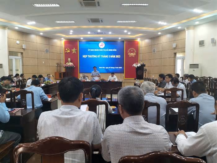 Chủ tịch UBND thị xã Ninh Hòa viết đơn xin từ chức sau khi bị kỷ luật