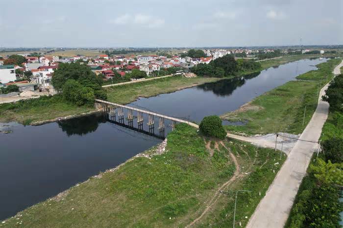 Làm rõ việc dân góp tiền xây cầu, lập trạm thu phí hơn 25 năm nay ở Hà Nội