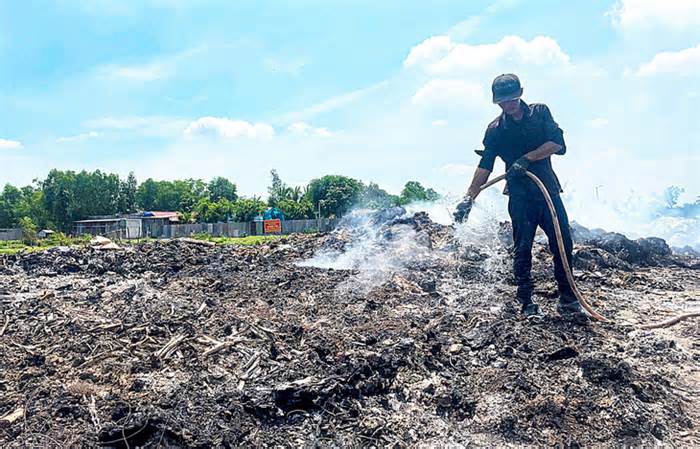 Bình Chánh xử lý khu đất đốt rác trái phép