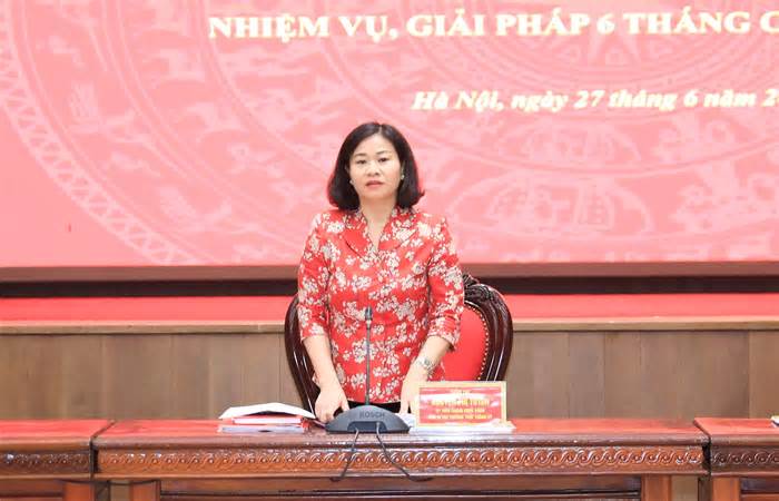 Phó Bí thư Thường trực Thành ủy Hà Nội: Phấn đấu đến cuối năm 2025, thành phố cơ bản không còn hộ nghèo