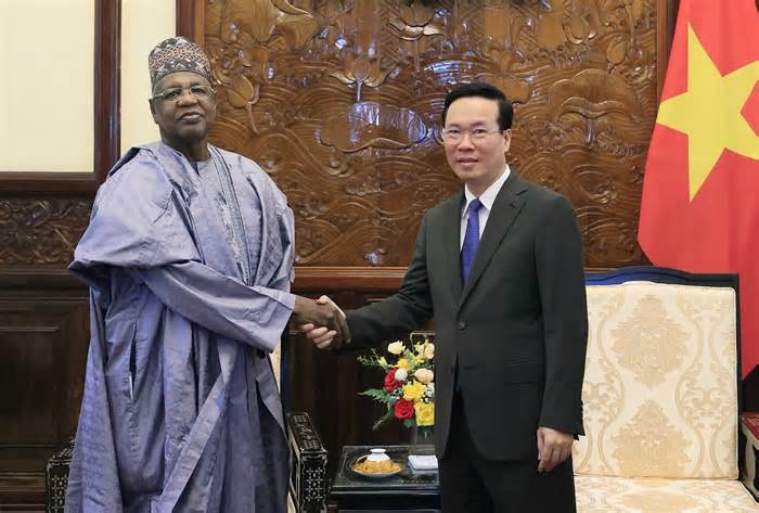 Chủ tịch nước Võ Văn Thưởng tiếp Đại sứ Nigeria chào từ biệt, kết thúc nhiệm kỳ công tác tại Việt Nam