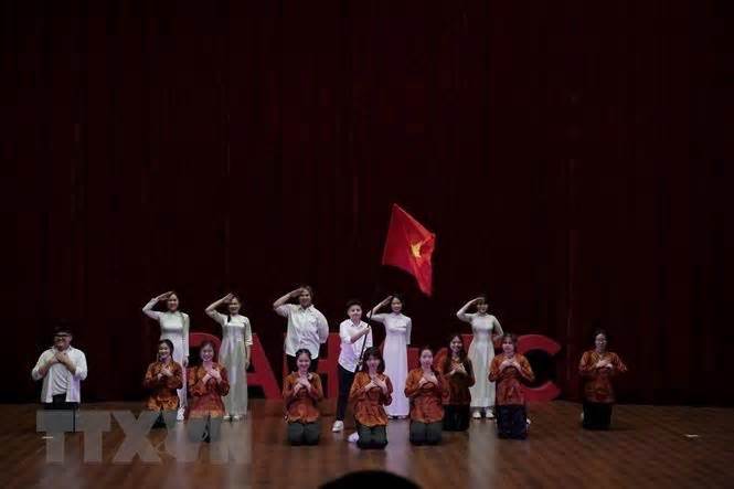 Kỷ niệm ngày thành lập Đoàn Thanh niên Cộng sản Hồ Chí Minh tại LB Nga