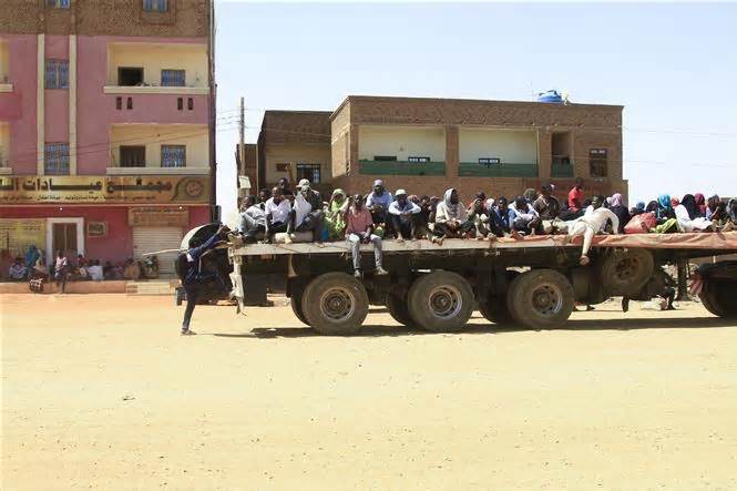 Thêm nhiều nước thông báo phương án sơ tán công dân khỏi Sudan