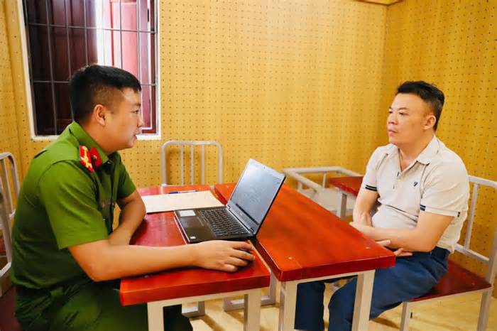 Khởi tố đối tượng giả danh lãnh đạo để can thiệp việc CSGT xử lý vi phạm