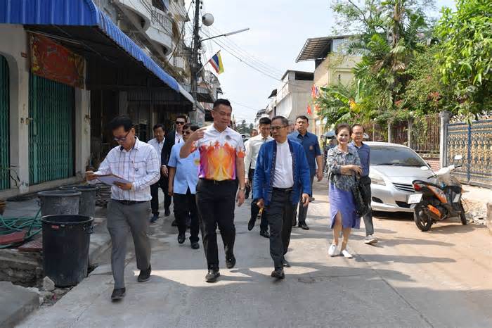 Đại sứ Phan Chí Thành thăm dự án phố Việt Nam tại tỉnh Udon Thani