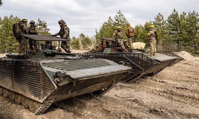 Sai lầm khiến Ukraine suýt vỡ phòng tuyến gần Avdeevka