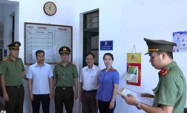 Hô biến 1.300m2 đất rừng thành đất ở, cựu Chủ tịch thị xã Phú Thọ bị bắt