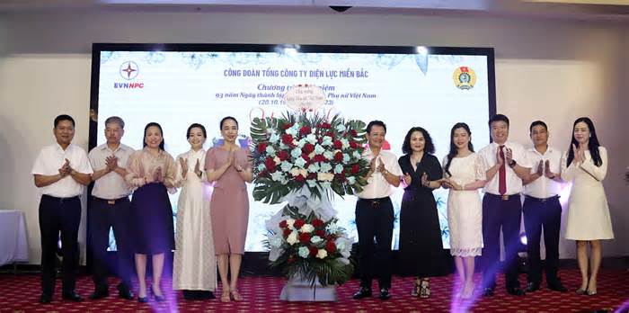 Công đoàn EVNNPC tổ chức kỷ niệm Ngày thành lập Hội Liên hiệp Phụ nữ Việt Nam