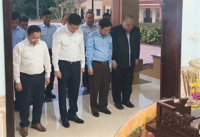 Tìm thấy 12 hài cốt liệt sĩ tại Lào, chuẩn bị đưa về nước an táng