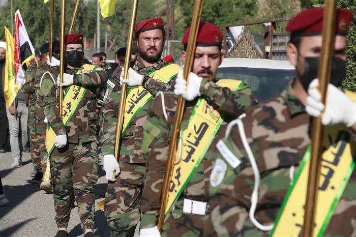 Nhóm vũ trang thân Iran tuyên bố ngừng tấn công quân đội Mỹ