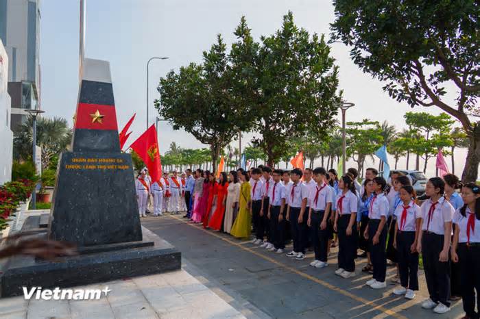 Đà Nẵng: Khai mạc trưng bày chuyên đề Quốc hội, Hội đồng nhân dân với chủ quyền biển đảo