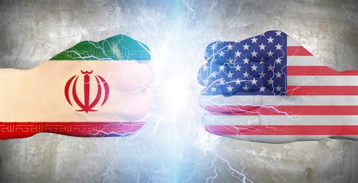 Tổng thống Mỹ đã thay đổi, do dự khi tung đòn 'tăng áp' dồn ép Iran? Tehran tự tin chẳng thiếu cách đối phó