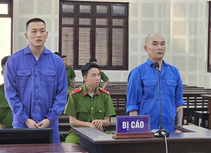 'Hợp đồng' đập phá ôtô giá 10 triệu đồng