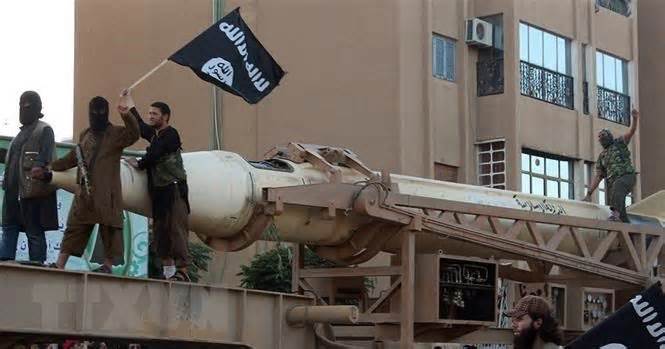 Nguy cơ IS trở lại khi giao tranh bùng phát ở miền Đông Syria