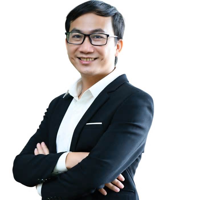 Nữ nhà báo viết tiểu thuyết khi đang điều trị tâm thần