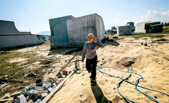 Cấp đất, dựng nhà mới cho dân vùng tâm bão trước Tết