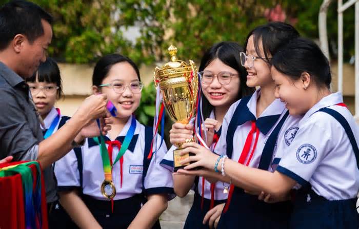 Tỉ lệ chọi vào lớp 6 Trường THCS-THPT Trần Đại Nghĩa: 1 chọi 14