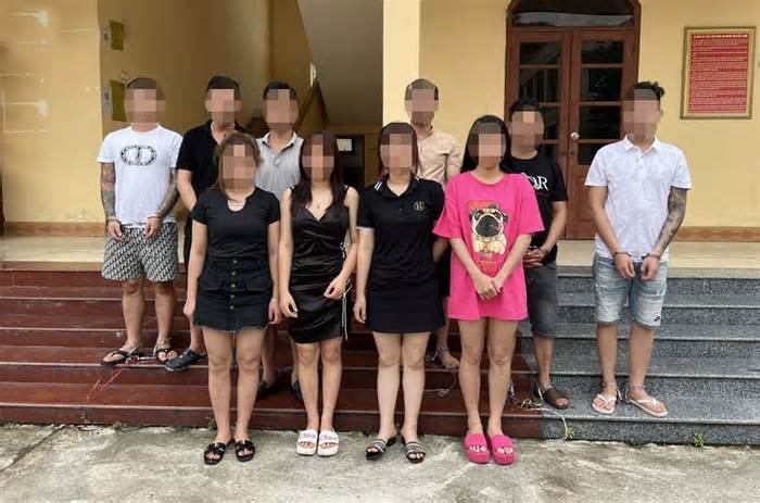 Điều tra nhóm 10 nam nữ tụ tập bay lắc tại Quảng Ninh