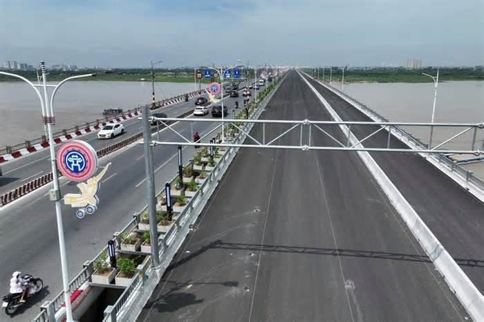 Cầu Vĩnh Tuy giai đoạn 2 thông xe sau 2,5 năm thi công