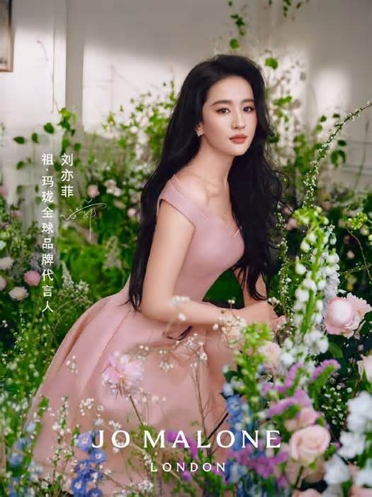 Lưu Diệc Phi đắt show quảng cáo thương hiệu xa xỉ