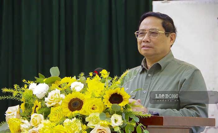 Thủ tướng chia sẻ khó khăn với Bộ đội Biên phòng tỉnh Lai Châu