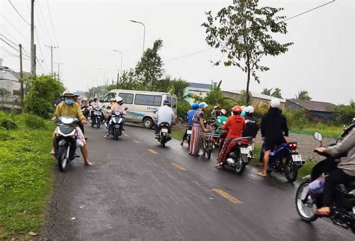 Hai người bị sét đánh tử vong