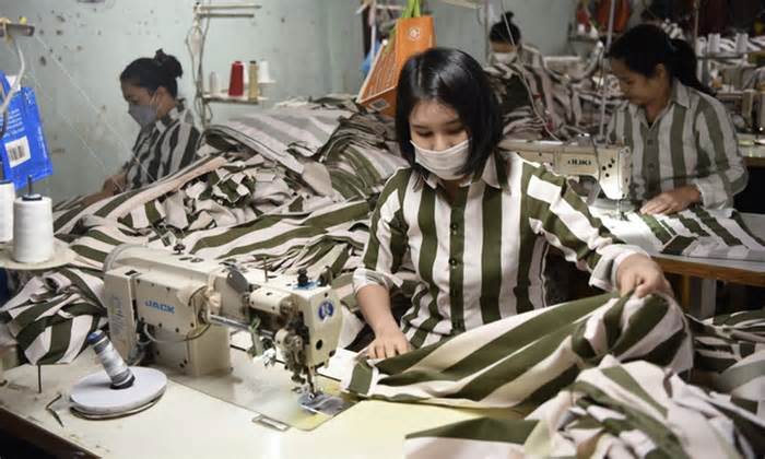 Đề xuất cho phép phạm nhân gọi video miễn phí với người thân