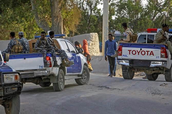 Somalia: Tấn công liều chết ở thủ đô Mogadishu, Ai Cập thế chân Ethiopia hiện diện quân sự