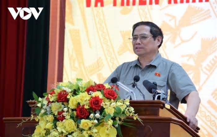Thủ tướng chủ trì Hội nghị tháo gỡ khó khăn các dự án đường cao tốc Đồng bằng sông Cửu Long