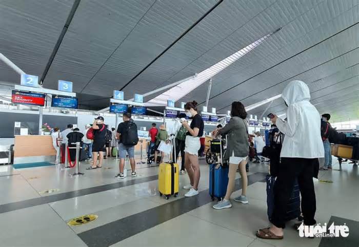 Hai hành khách mang túi bột vào sân bay Phú Quốc: Không phải thuốc nổ