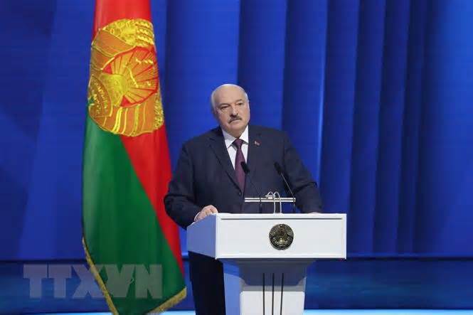 Tổng thống Belarus sẵn sàng làm trung gian cho hòa đàm Nga-Ukraine