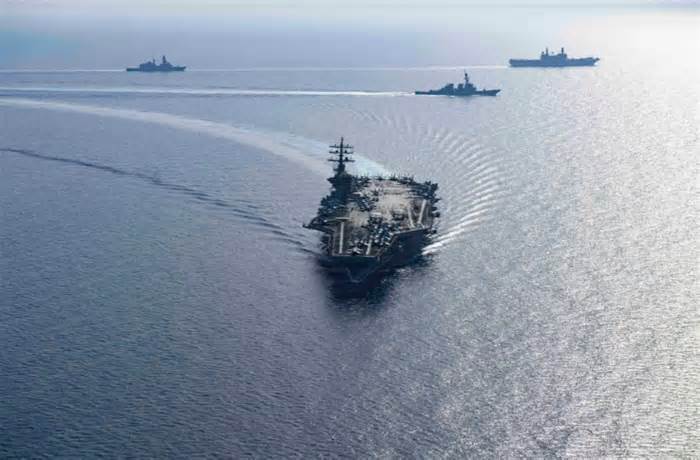 Cụm tàu tác chiến sân bay Mỹ rời Biển Đỏ