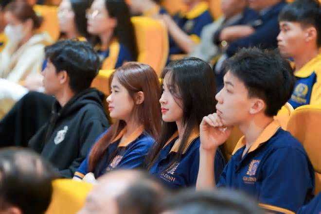 Không dùng các từ 'quốc gia, quốc tế' khi đặt tên trường đại học nếu gây hiểu lầm