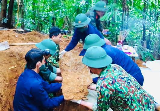 Phát hiện 4 hài cốt liệt sĩ tại một xã biên giới ở Quảng Bình