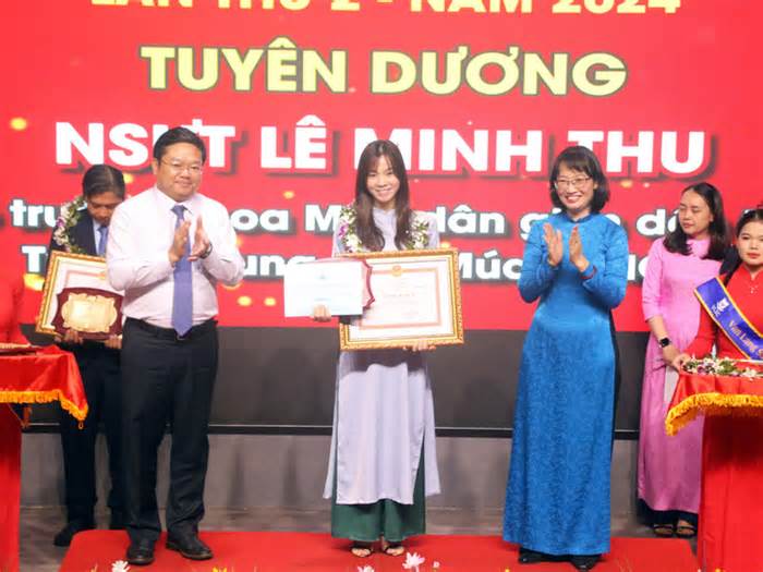 UBND TP.HCM vinh danh 10 thầy cô đạt giải thưởng Trần Đại Nghĩa