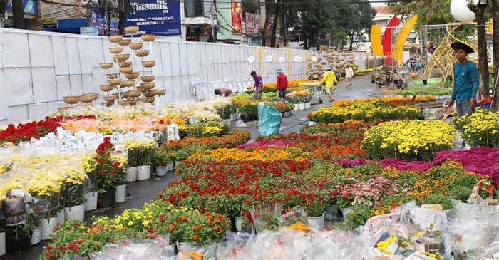 Đường hoa nghệ thuật Cần Thơ chờ bung lụa