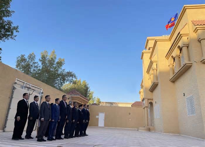 Đại sứ quán Việt Nam tại Saudi Arabia tổ chức Lễ thượng cờ ASEAN