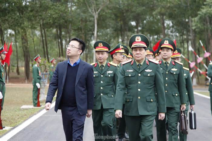 Bí thư Trung ương Đoàn Nguyễn Tường Lâm dự khởi động Tháng Thanh niên của tuổi trẻ Quân đội