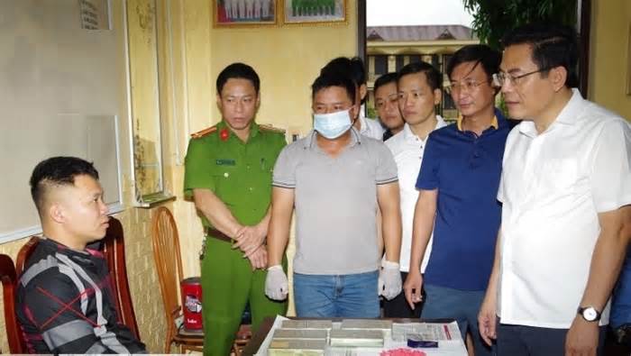 Bắt giữ kẻ vận chuyển 5 bánh heroin từ Điện Biên về Hà Nam tiêu thụ