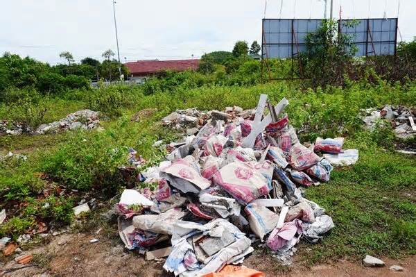 Khu đô thị nghìn tỉ đồng ở Quảng Ngãi thành nơi đổ thải