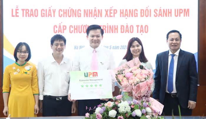 Trường đại học có 3 chương trình đào tạo được xếp hạng 5 sao