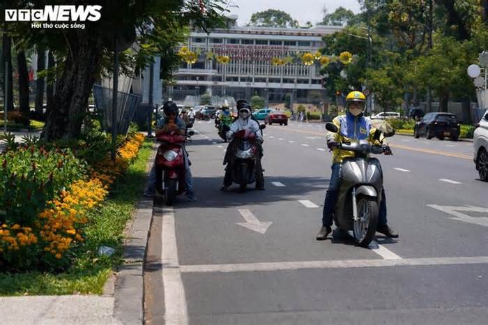 Nam Bộ hứng nắng nóng gay gắt trong tháng 4, có nơi chạm ngưỡng 39°C