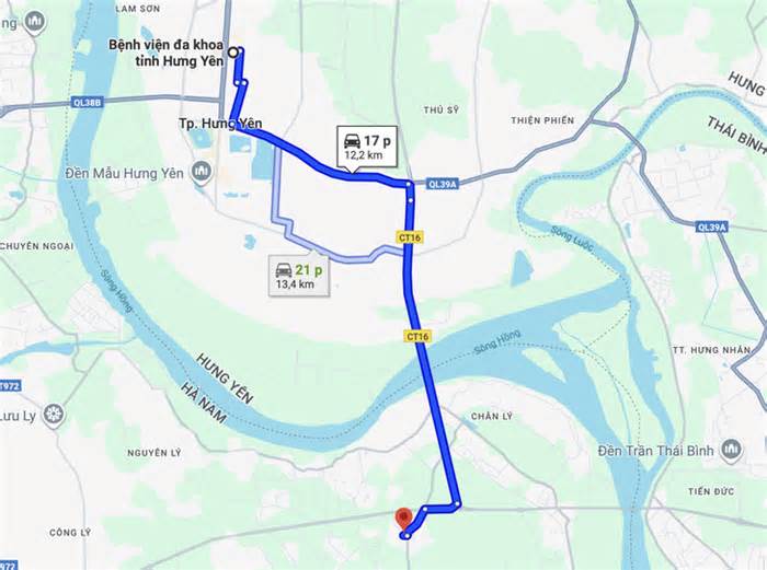 Xe cấp cứu thu 2,4 triệu đồng cho 12km là cao hay hợp lý?