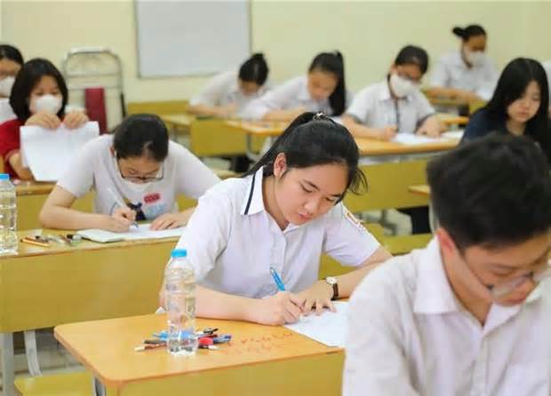 Hà Nội: Tiếp tục tuyển sinh lớp 10 năm 2024- 2025 bằng thi tuyển