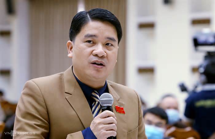 Phó chủ tịch tỉnh Quảng Nam Trần Văn Tân bị bãi nhiệm