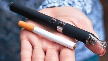 Cần có biện pháp ngăn chặn học sinh hút thuốc lá điện tử