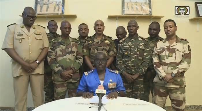 Quân nhân Niger lên truyền hình tuyên bố đảo chính