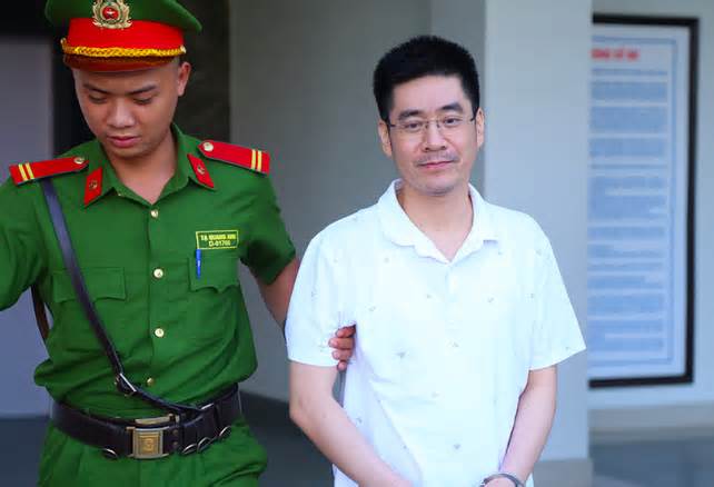 Cựu điều tra viên Hoàng Văn Hưng bất ngờ xin giảm nhẹ hình phạt thay vì kêu oan